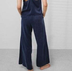 LUNYA Silk Pants With Side Split Hip Pockets Size XL Dark Blue